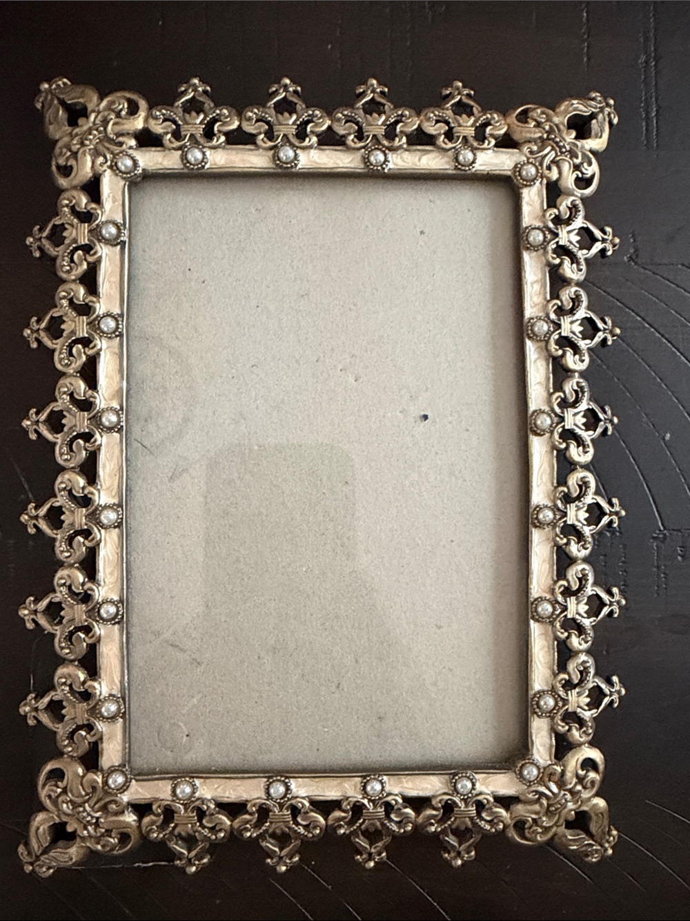Ornate Brass toned Decorative Photo Frame - Enamel, for 4”x6” picture Vintage